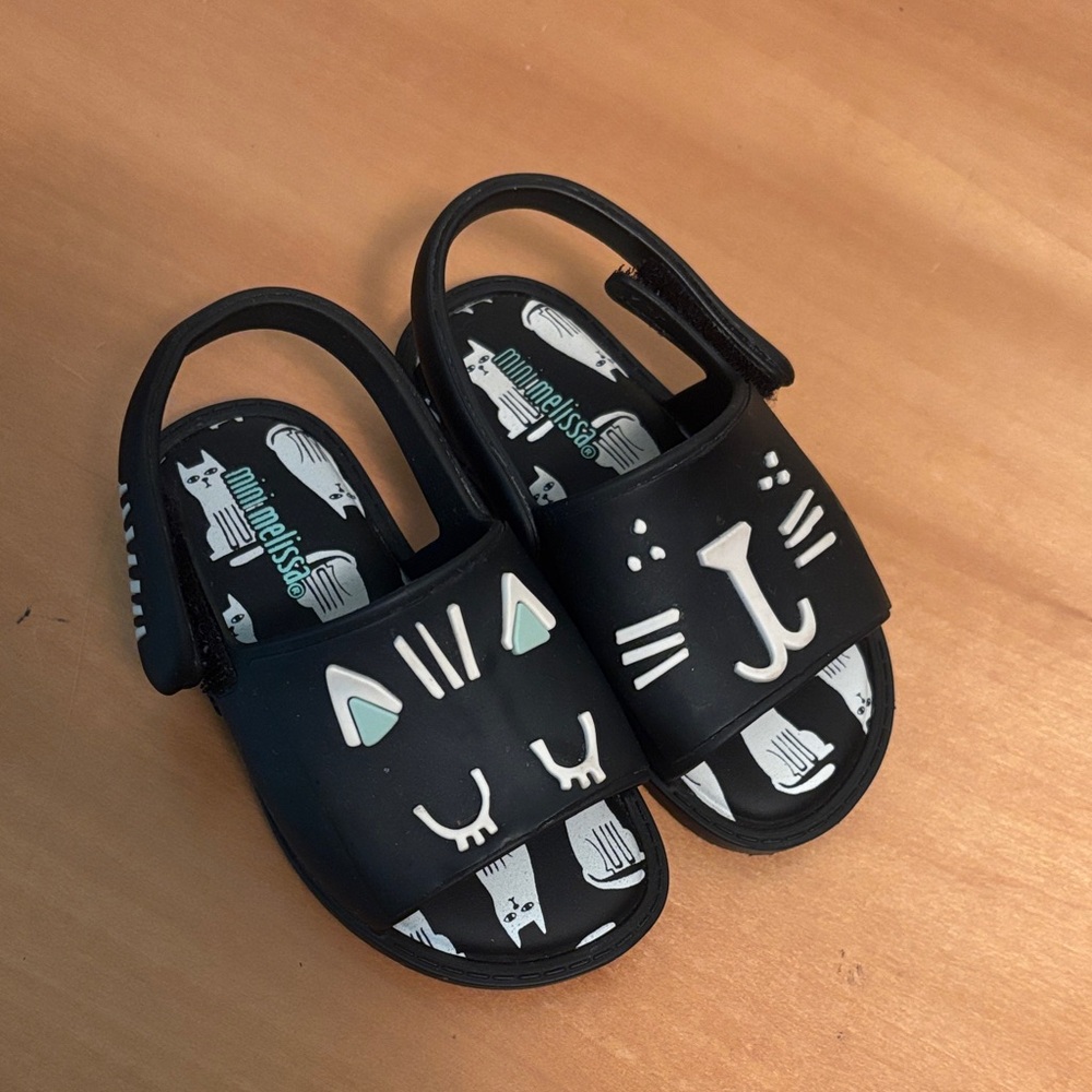 Mini Melissa Black Cat Design Kids Sandals